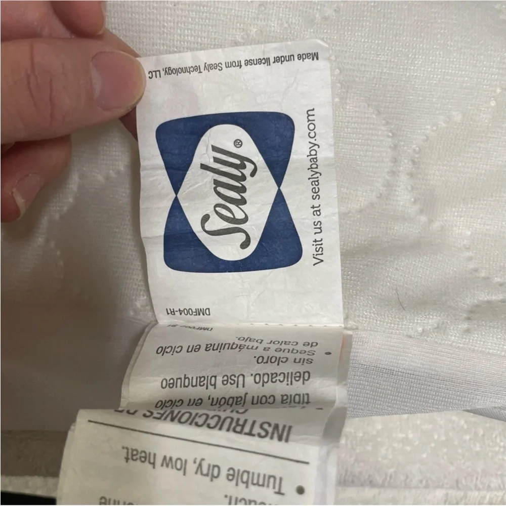 Sealy Waterproof Fitted Toddler Baby Crib Mattress Pad Cover/Protector